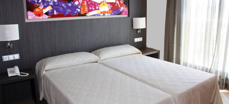 阿尔克瑟布雷套房酒店(Alcocebre Suites Hotel)图片