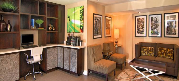 卡梅尔贝斯特韦斯特连排别墅式酒店(Best Western Carmels Town House Lodge)图片