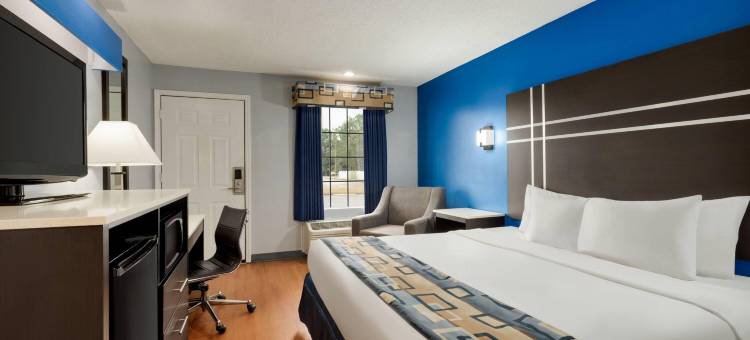 奥尔巴尼购物中心呗盟套房酒店(Baymont by Wyndham Albany at Albany Mall)图片