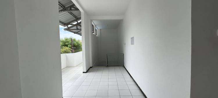 O Ezhar Boka 民宿，靠近 GOR Sulis 羽毛球馆(Hotel O Ezhar Boka Homestay Near Gor Sulis Bulutangkis)图片