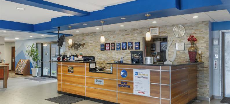 门罗贝斯特韦斯特酒店(Best Western Sky Valley Inn)图片