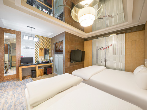 Daegu Dongseongno B and B