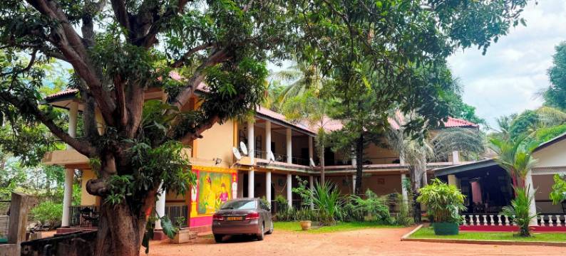 苏加塔游客休息旅馆(Sujatha Tourist Rest)图片