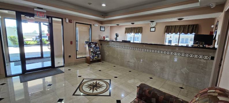 普吉特套房酒店(Budgetel Inn and Suites)图片