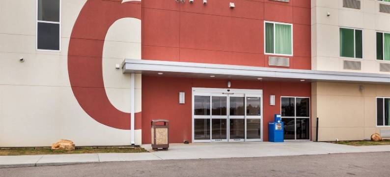 MO 帕普勒布拉夫 6 号汽车旅馆(Motel 6 Poplar Bluff, MO)图片