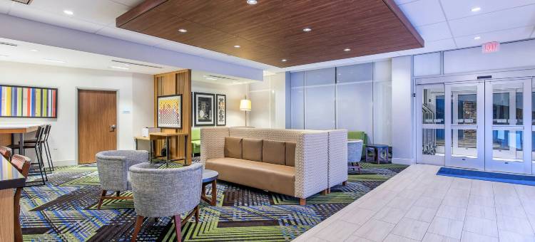 拉格兰奇洲际智选假日套房酒店 - 路易斯维尔地区东北部(Holiday Inn Express & Suites LA GRANGE - LOUISVILLE AREA NE by IHG)图片