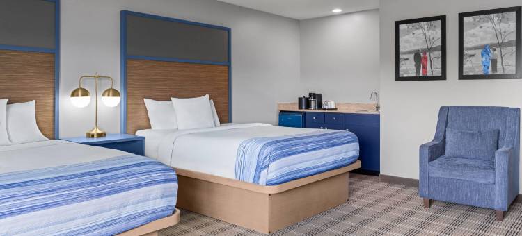 马什菲尔德AmericInn酒店(AmericInn by Wyndham Marshfield)图片