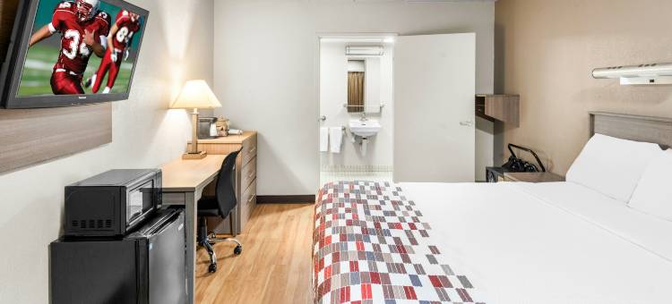 印第安纳波利斯北科利奇帕克红顶酒店(Red Roof Inn Indianapolis North - College Park)图片