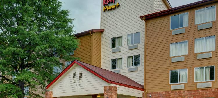 罗利NCSU-会议中心红顶PLUS+酒店(Red Roof PLUS+ Raleigh Downtown - NCSU/Conv Center)图片