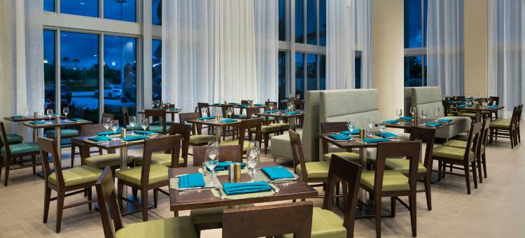 迈阿密多拉希尔顿逸林酒店(DoubleTree by Hilton Miami Doral)图片