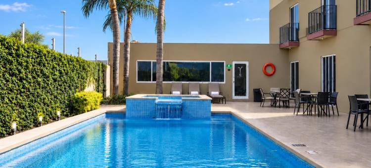 蒙特利机场贝斯特韦斯特优质酒店(Best Western Plus Monterrey Airport)图片