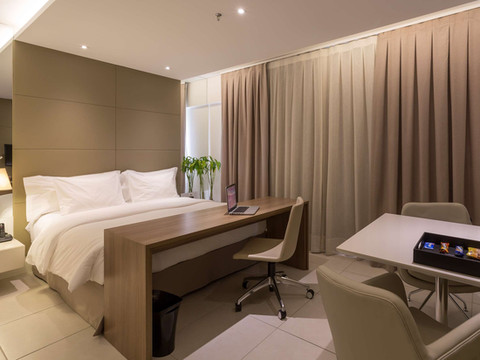 贝洛奥里藏特卢尔德希尔顿花园酒店