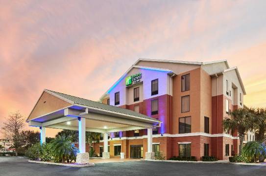 希尔顿坦帕 - 里奇港侯姆乌套房酒店(Homewood Suites by Hilton Tampa-Port Richey)
