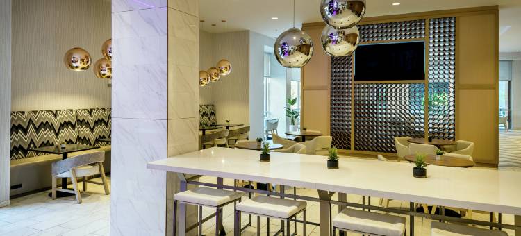 西雅图贝尔维尤市中心希尔顿花园酒店(Hilton Garden Inn Seattle Bellevue Downtown)图片