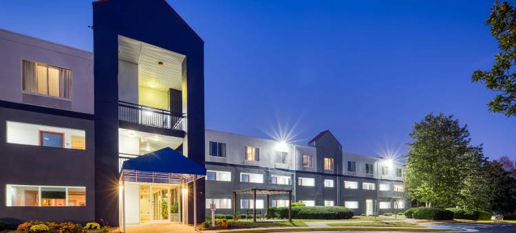 达拉姆医学中心贝斯特韦斯特SureStay Plus酒店(SureStay Plus Hotel by Best Western Durham Medical Center)图片