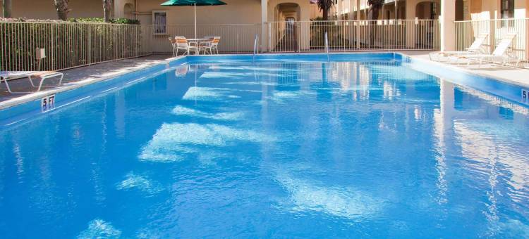 塔拉哈西北拉昆塔温德姆酒店(La Quinta Inn by Wyndham Tallahassee North)图片