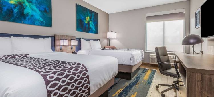 加尔维斯顿西防波堤拉昆塔温德姆套房酒店(La Quinta Inn & Suites by Wyndham Galveston West Seawall)图片