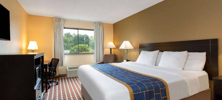 希尔斯堡戴斯酒店(Days Inn by Wyndham Hillsborough)图片