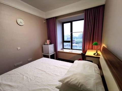 LEO2003公寓(鄂尔多斯路分店)