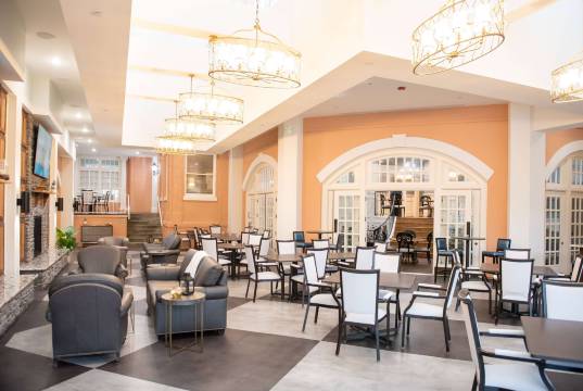 JH亚当斯, 璀蔓臻选温德姆旅馆(JH Adams Inn, Trademark Collection by Wyndham)