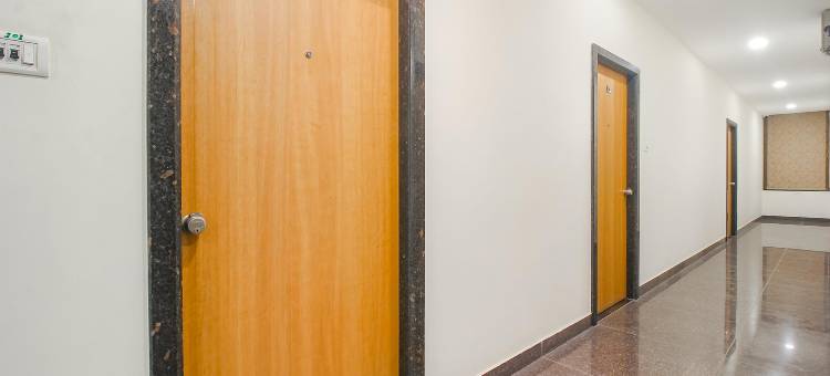 Treebo Virat Residency, US Consulate图片