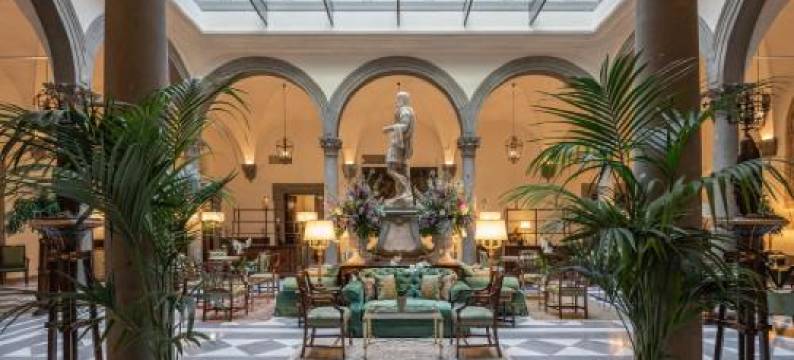 Luxury Apartments by Palazzo Portinari Salviati图片