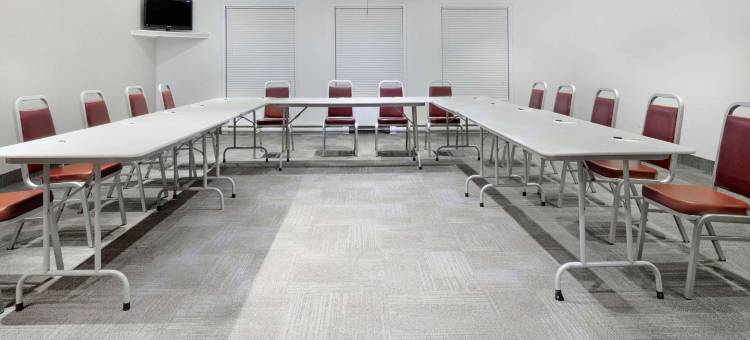 莫登速8酒店(Super 8 by Wyndham Morden)图片