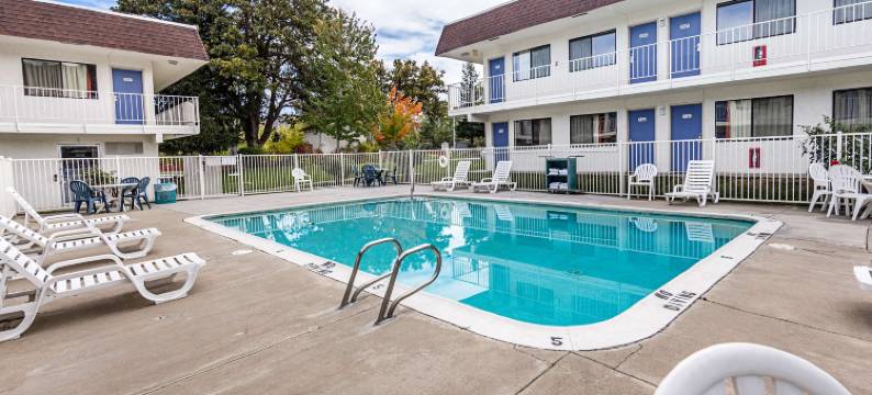 6号伊里卡汽车旅馆(Motel 6 Yreka, CA)图片