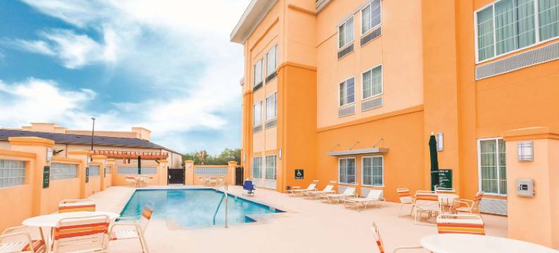 科图拉昆塔温德姆套房酒店(La Quinta Inn & Suites by Wyndham Cotulla)图片