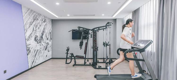 江阴滨江中路体育中心亚朵酒店图片