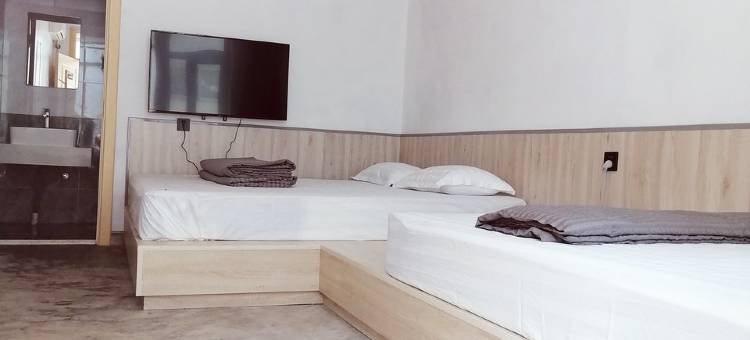 鑫水岸深海猎人客舍公寓(月亮湾路分店)图片