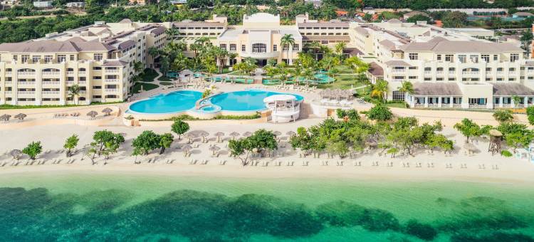 Iberostar Waves Rose Hall Beach图片