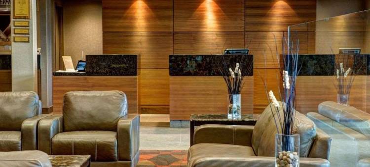 麦克默里堡丽笙套房酒店(Radisson Hotel & Suites Fort McMurray)图片