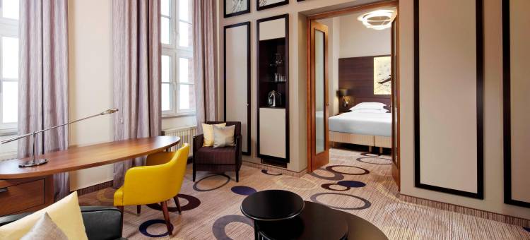 汉诺威佩里坎喜来登酒店(Sheraton Hannover Pelikan Hotel)图片