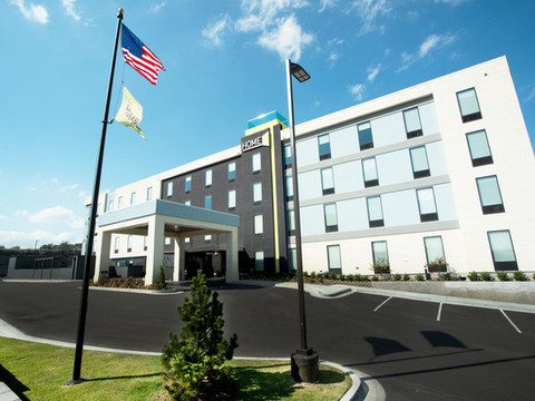 塔尔萨希尔斯希尔顿惠庭酒店