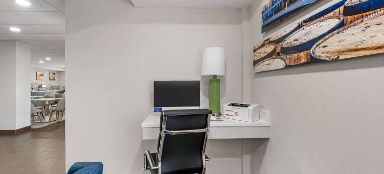 路易斯威尔博览中心华美达酒店(Comfort Inn & Suites Louisville Airport Fair & Expo)图片