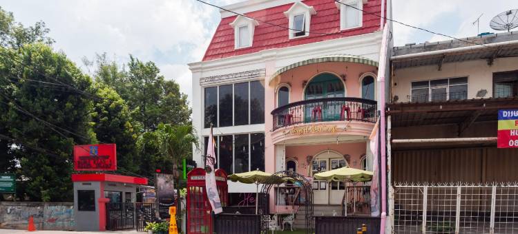 贾加卡尔萨城市景观酒店(Urbanview Hotel Jagakarsa by RedDoorz)图片