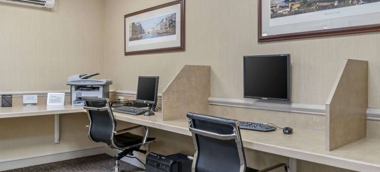 普莱恩韦尔舒适酒店(Comfort Inn)图片