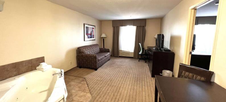 阿尔伯特亲王温德姆华美达酒店(Ramada by Wyndham Prince Albert)图片