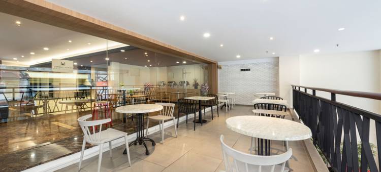 玛卡萨苏加诺哈达生活酒店(Life Hotel Soekarno Hatta Makassar)图片