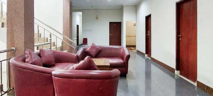 尼霍特尔沙亚里亚苏加诺哈达机场米特拉瑞德多兹(Ni Hotel Syariah Bandara Soekarno Hatta Mitra RedDoorz)图片
