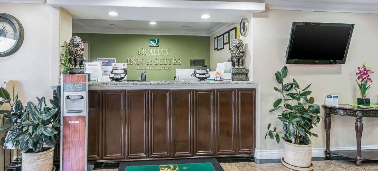 亚特兰大机场南凯艺套房酒店(Quality Inn & Suites Atlanta Airport South)图片