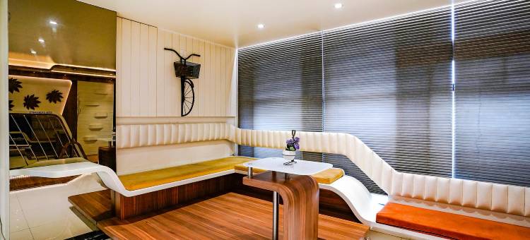 Fabhotel The Nashik Inn = Fabhotel 纳斯科旅馆(FabHotel the Nashik Inn - Nr Vijay Mamta Theatre, Nashik Road)图片