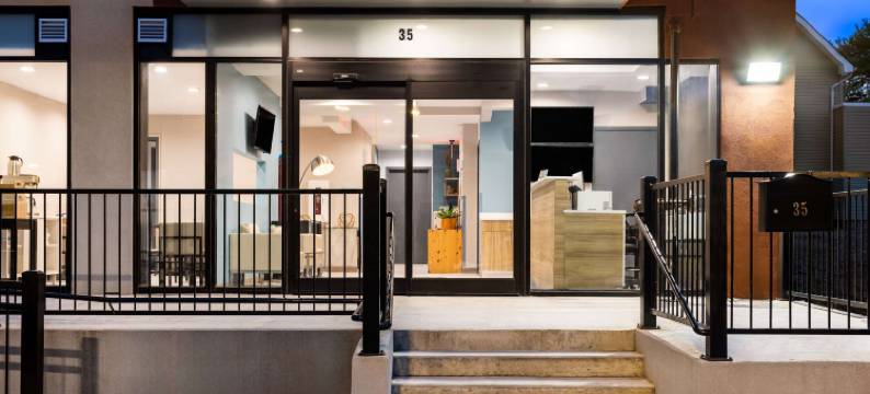 史泰登岛戴斯精选温德姆酒店(Days Inn by Wyndham Staten Island)图片