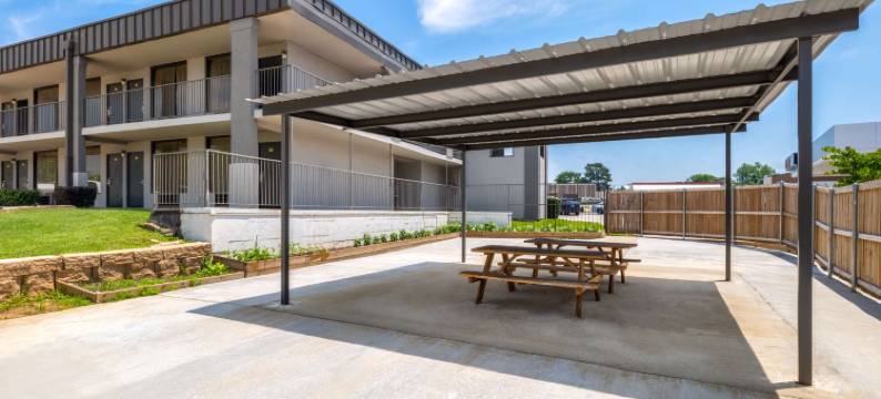 朗维尤北温德姆速8酒店(Super 8 by Wyndham Longview/North)图片