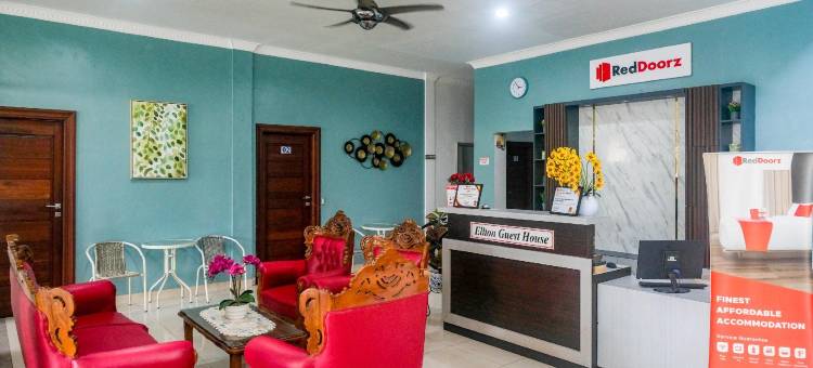 红门酒店-近爱马仕皇宫棉兰波罗尼亚(RedDoorz Near Hermes Place Polonia Medan)图片