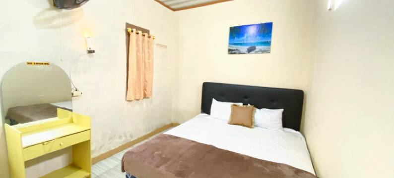 Central House Karimunjawa Mitra RedDoorz图片