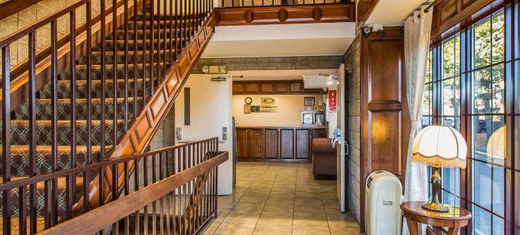米尔代尔-绍辛顿伊克诺旅馆(Econo Lodge Milldale - Southington)图片