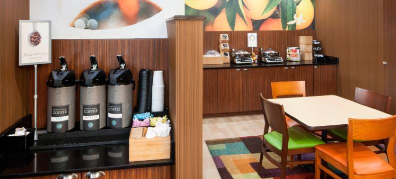 塔斯卡卢萨万枫酒店(Fairfield Inn Tuscaloosa)图片