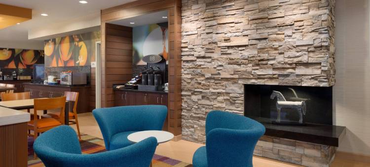 扬斯敦博德曼/波兰万枫酒店及套房(Fairfield Inn & Suites Youngstown Boardman/Poland)图片